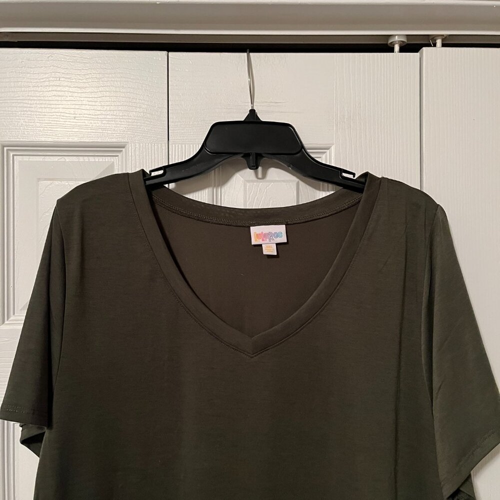 Shirt - Picture 2 of 4
